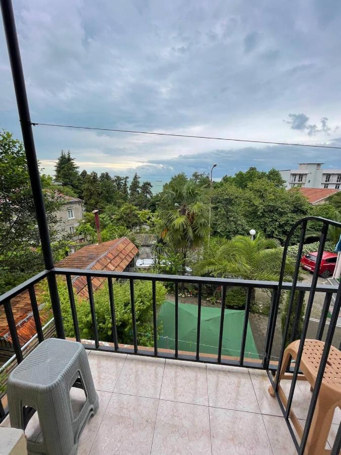 Guest House Nino Makhinjauri Dış mekan fotoğraf