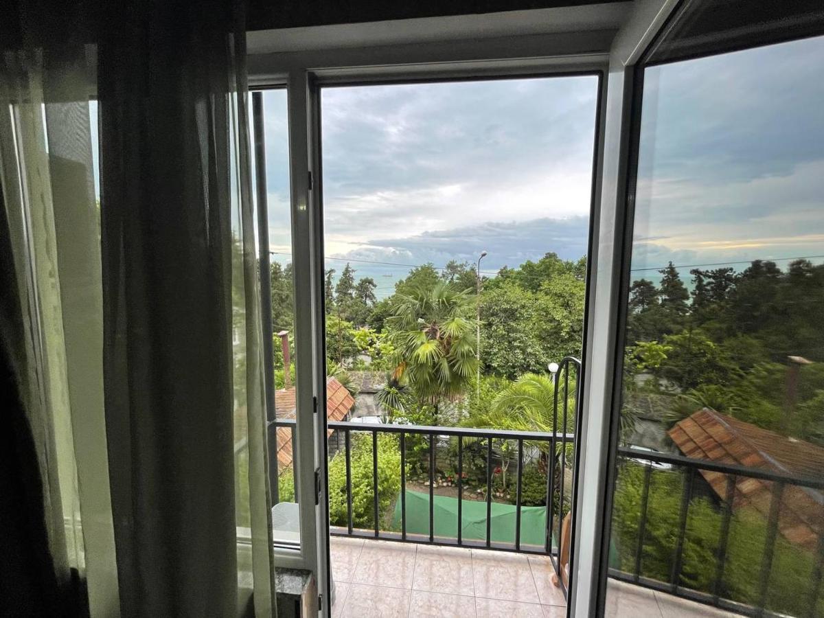 Guest House Nino Makhinjauri Dış mekan fotoğraf