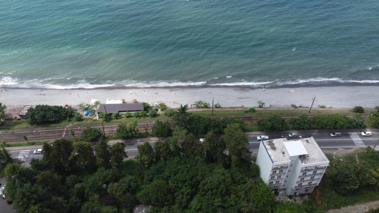 Guest House Nino Makhinjauri Dış mekan fotoğraf
