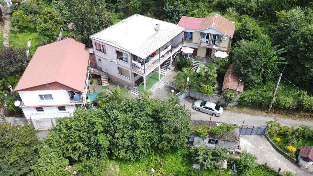Guest House Nino Makhinjauri Dış mekan fotoğraf