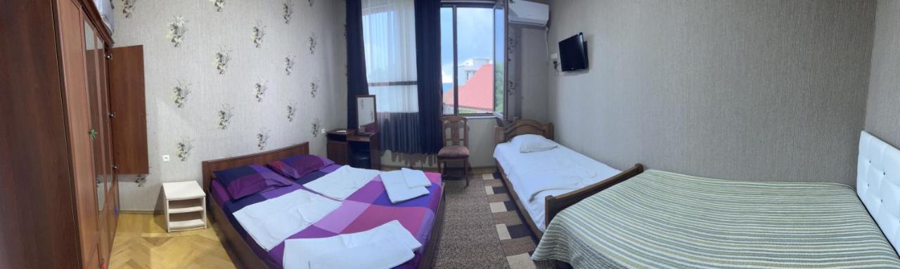 Guest House Nino Makhinjauri Dış mekan fotoğraf