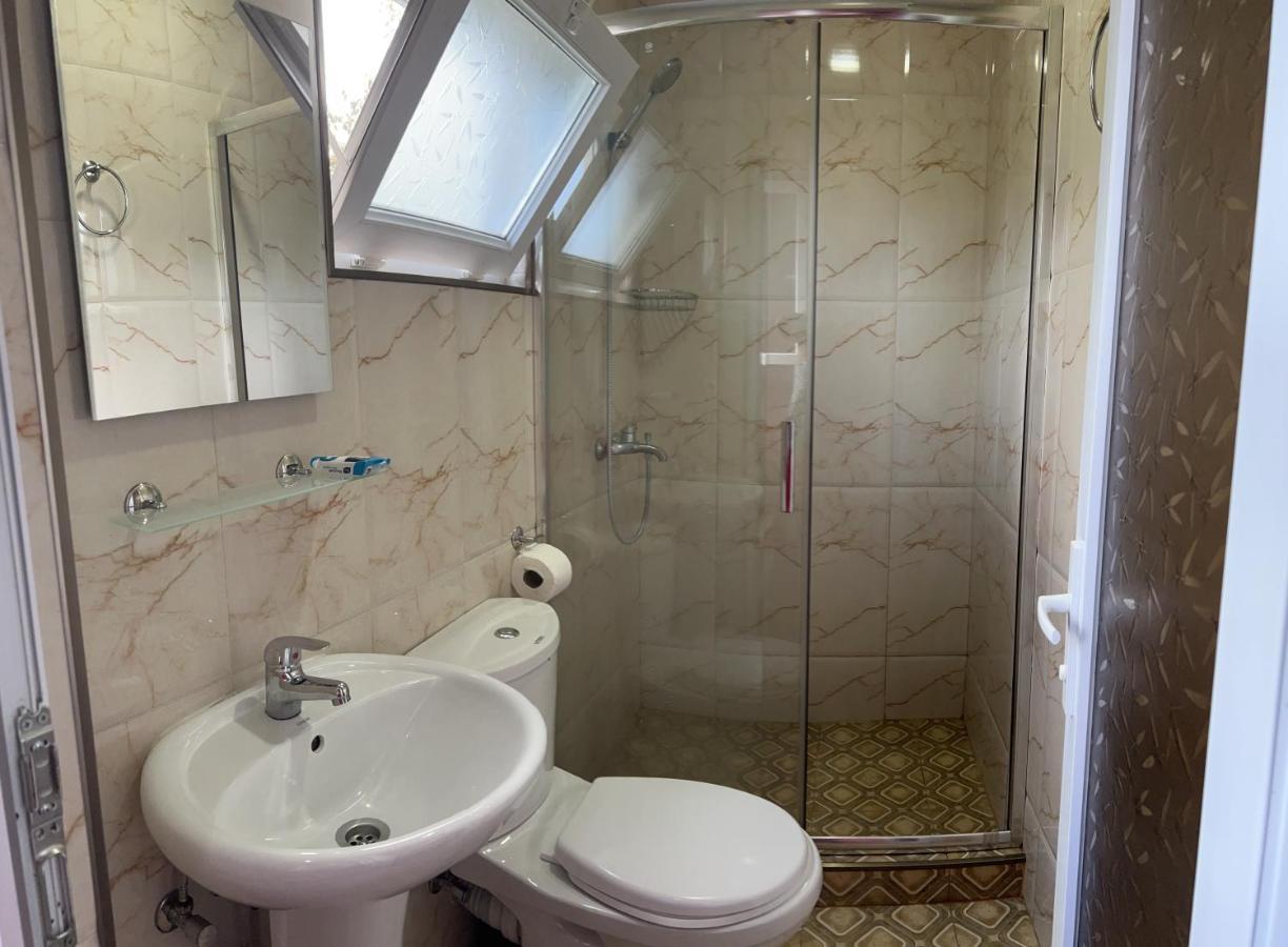 Guest House Nino Makhinjauri Dış mekan fotoğraf