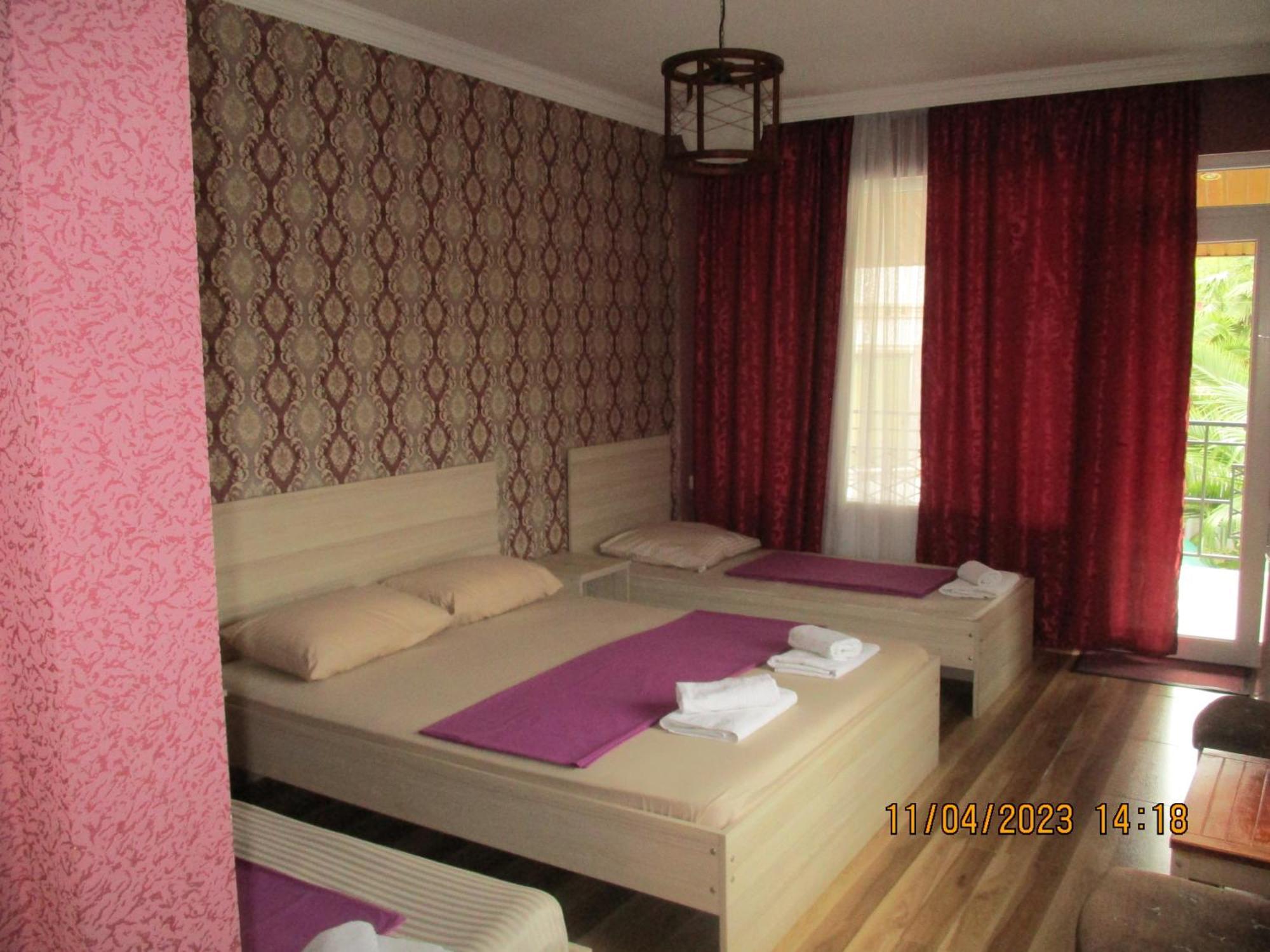 Guest House Nino Makhinjauri Oda fotoğraf