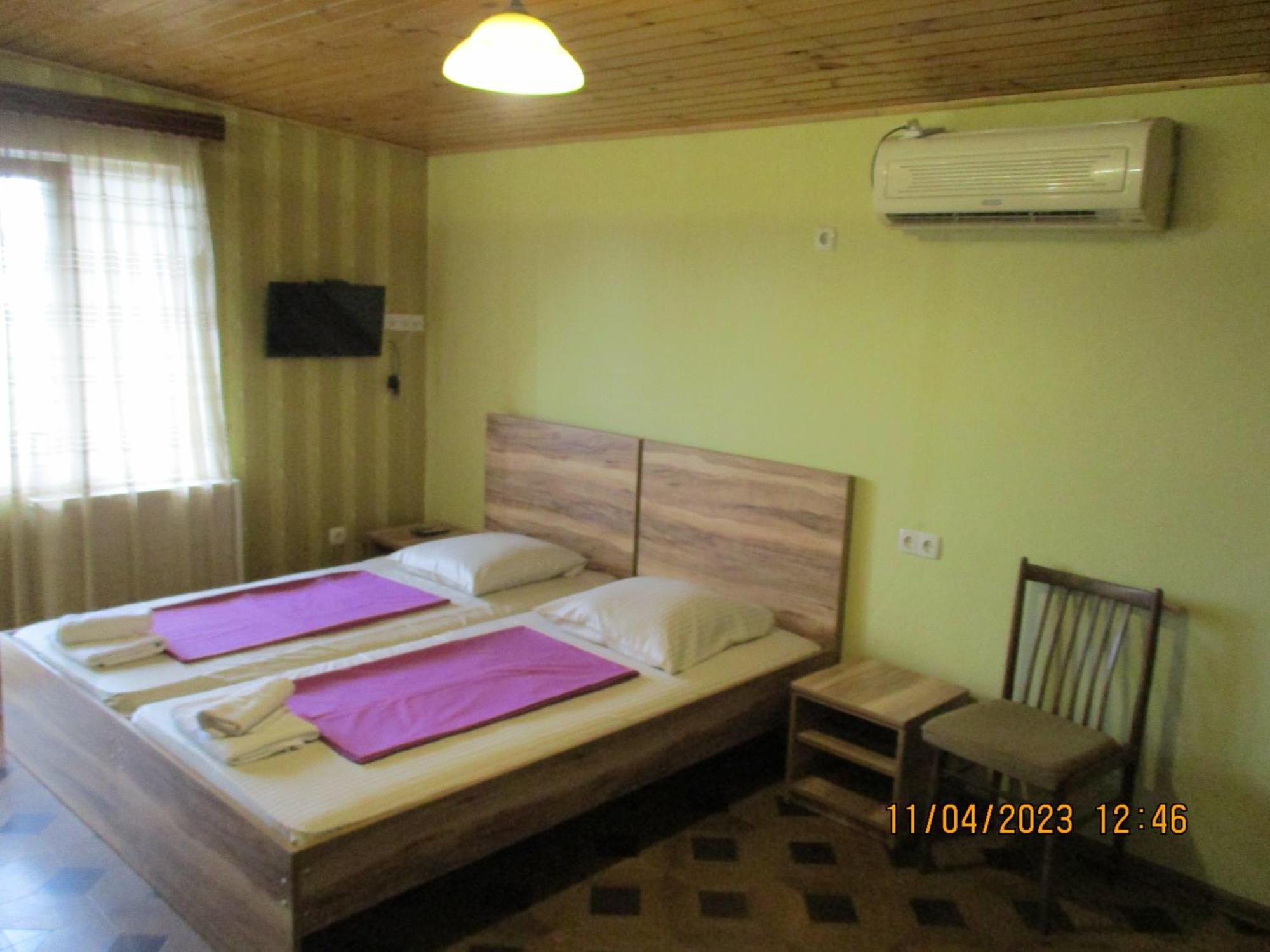 Guest House Nino Makhinjauri Oda fotoğraf